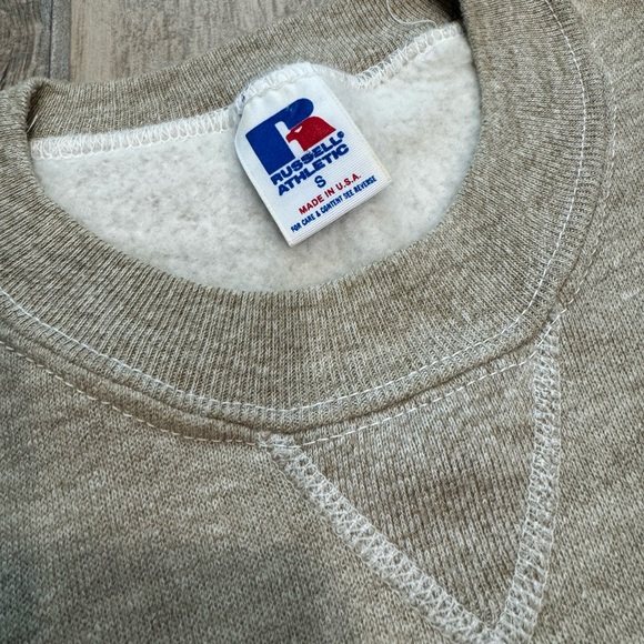 Vintage 1984 Russell Made in USA Burger wildlife art print sweatshirt - Picture 4 of 16